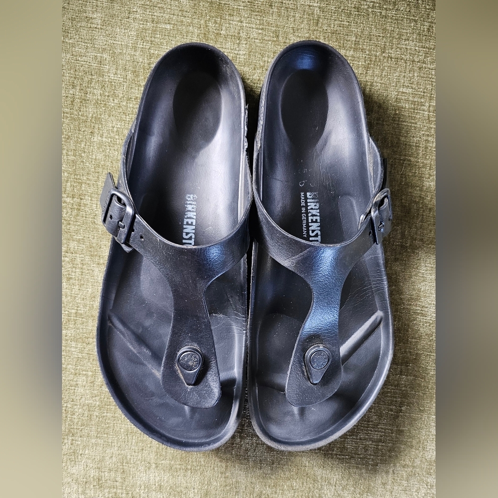 Birkenstock • Black • Gizeh • EVA • Size 41 (≈10W ≈8M)